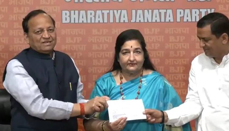 Anuradha paudwal joins bjp political innings begins lok sabha elections 2024   Anuradha Paudwal Joins BJP: જાણીતા સિંગર અનુરાધા પૌડવાલ ભાજપમાં સામેલ થયા 