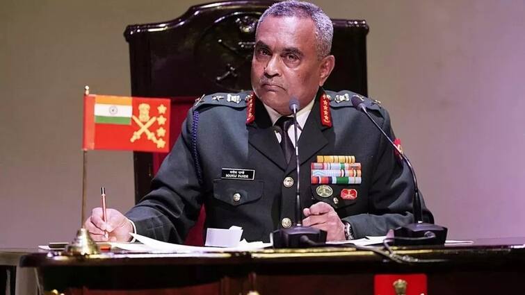 Army Chief General Manoj Pandey said the situation on LAC is stable but sensitive, Army is ready to face any situation LAC પર સ્થિતિ સ્થિર પરંતુ સંવેદનશીલ, સેના કોઇ પણ સ્થિતિનો સામનો કરવા સજ્જ : સેના પ્રમુખ જનરલ મનોજ પાંડે