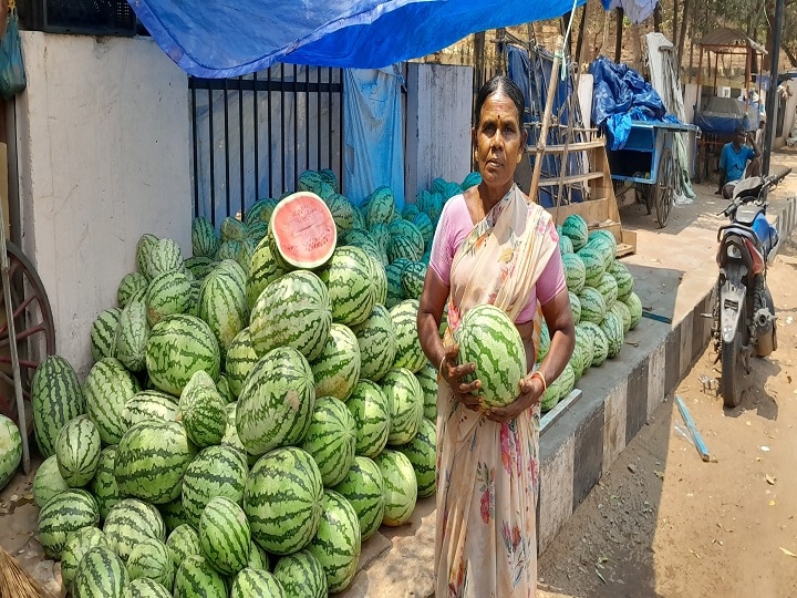 கொளுத்துது வெயிலு... சூடு பிடிக்குது தர்பூசணி விற்பனை: மகிழ்ச்சியில் வியாபாரிகள்