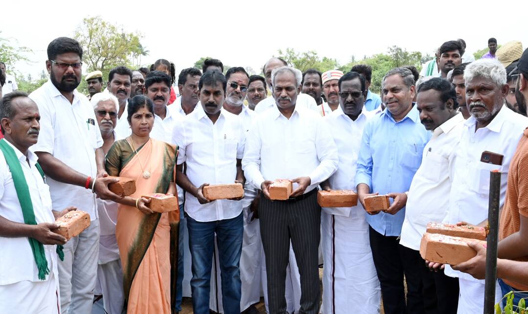 சாத்தனூர் அணை இடதுபுறக் கால்வாய் பகுதிகளை தூர்வாரும் பணி தொடங்கி வைப்பு