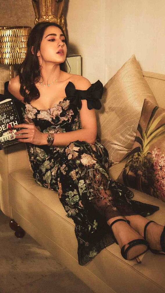 Sara Ali Khan :'सारा' चा ब्लॅक अ‍ॅण्ड ब्यूटिफुल लूक! पाहा फोटो...