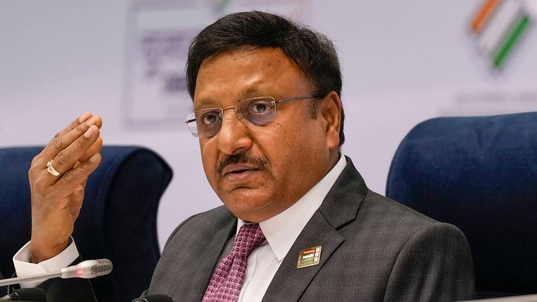 West Bengal: पश्चिम बंगाल की वीवीआईपी सीटों पर कब मतदान, कब रिजल्ट, जानें पूरी अपडेट Lok Sabha Election 2024 Schedule West bengal VVIP seat Date announced adhir ranjan yusuf pathan babul supriyo West Bengal: पश्चिम बंगाल की वीवीआईपी सीटों पर कब मतदान, कब रिजल्ट, जानें पूरी अपडेट