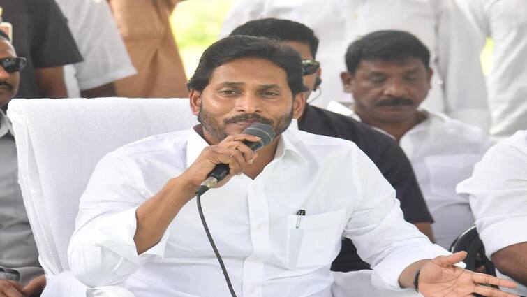 ysrcp final list big changes done by YS jagan never before YSRCP Candidates List: వైసీపీ ఫైనల్ లిస్ట్- జగన్ వల్ల ఎంతమంది ఇబ్బంది పడ్డారా ? 