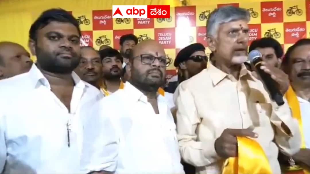 TDP leader Verma announced that he will work for Pawan Kalyan victory in Pithapuram Pithapuram Varma : పిఠాపురం కూటమిలో సమసిన సమస్య - పవన్ కల్యాణ్ గెలుపు కోసం పని చేసేందుకు వర్మ ఓకే!