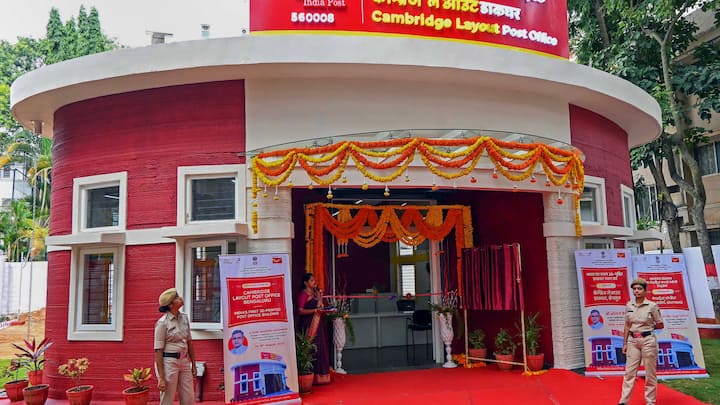 . જાન્યુઆરી 2024થી આ સ્કીમ પર 8.2 ટકા વ્યાજ આપવામાં આવી રહ્યું છે. જો તેની સરખામણી અન્ય રાષ્ટ્રીય બેંકો સાથે કરવામાં આવે તો તે તમામ કરતા વધુ છે. જો આપણે મોટી બેંકોની વાત કરીએ તો SBI વરિષ્ઠ નાગરિકો માટે 5 વર્ષની FD પર 7.50 ટકા વ્યાજ આપી રહી છે, PNB 7.50 ટકા વ્યાજ આપી રહી છે, ICICI બેંક 7.50 ટકા વ્યાજ આપી રહી છે અને HDFC બેંક 7.50 ટકા વ્યાજ આપી રહી છે.