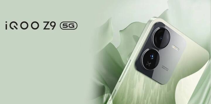 આ સ્માર્ટફોન MediaTek Dimensity 7200 પ્રૉસેસર સાથે આવે છે, જે આ સેગમેન્ટમાં પ્રથમ વખત કોઈપણ બ્રાન્ડ દ્વારા આપવામાં આવ્યું છે. જોકે દેખાવની બાબતમાં ફોન થોડો વિચિત્ર લાગે છે. ચાલો જાણીએ તેની કિંમત અને અન્ય ડિટેલ્સ વિશે...