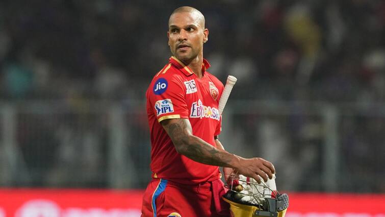 IPL 2024 Shikhar Dhawan Punjab Kings Gabbar Indian Premier League PBKS vs DC Shikhar Dhawan Joins Punjab Kings In 'Gabbar' Style Ahead Of IPL 2024 | WATCH