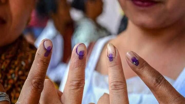 Tamil Nadu Chief Electoral Officer Sathya Pratha Sahoo has said that today is last day to add names to the voter list Lok Sabha election 2024: வாக்காளர் பட்டியலில் பெயர் சேர்க்க வேண்டுமா..? இன்றே கடைசி நாள்.. உடனே அப்ளை பண்ணுங்க!