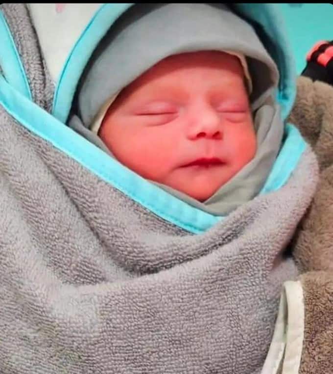 ਦੱਸ ਦੇਈਏ ਕਿ ਬਲਕੌਰ ਸਿੰਘ ਵੱਲੋਂ ਸ਼ੇਅਰ ਕੀਤੀ ਇਸ ਪੋਸਟ ਉੱਪਰ ਪ੍ਰਸ਼ੰਸਕ ਲਗਾਤਾਰ ਆਪਣੀ ਪ੍ਰਤੀਕਿਰਿਆ ਦੇ ਰਹੇ ਹਨ। ਇਸ ਉੱਪਰ ਪ੍ਰਸ਼ੰਸਕ ਨੇ ਕਮੈਂਟ ਕਰ ਲਿਖਿਆ, ਬਹੁਤ-ਬਹੁਤ ਮੁਬਾਰਕਾਂ, ਵਾਹਿਗੂਰੁ ਨੇ ਬਹੁਤ ਮੇਹਰ ਕੀਤੀ...