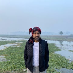 Guess Who: कभी होटल में किया करते थे काम...आज इनकी एक्टिंग का पूरा देश बन गया है मुरीद, पहचाना ?