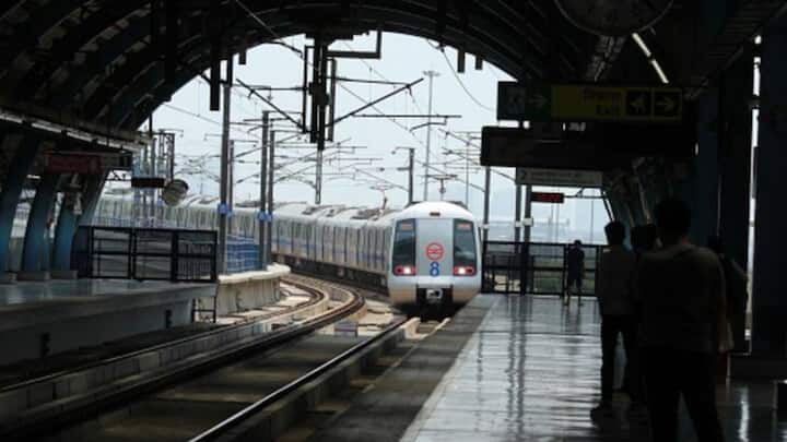 Delhi Metro Violet Line to remain open after midnight on wpl 2024 rcb vs dc final Delhi Metro: देर रात तक खुली रहेगी दिल्ली मेट्रो की वायलेट लाइन, WPL फाइनल को लेकर DMRC का फैसला