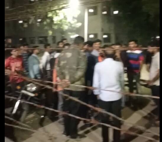 Gujarat University Clashes between students in hostel, 4 Afdhani students injured ગુજરાત યુનિ. હોસ્ટેલમાં વિદ્યાર્થીઓ વચ્ચે આખરે કેમ થઇ મારામારી, 4 વિદેશી વિદ્યાર્થી ઇજાગ્રસ્ત