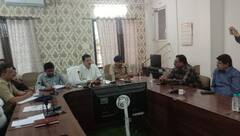 Lok Sabha Election 2024: आचार संहिता लगते ही एमपी में पोस्टर बैनर हटने शुरू, नियमों का उल्लंघन करने पर होगा ये एक्शन