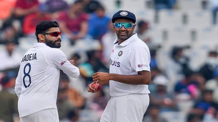 Ravindra Jadeja talks via video about ravichandran ashwin sharing dressing room with him in international and IPL matches Watch Video: ”மீச வச்சவன் ரவி இந்திரன்.. மீச இல்லாதவர் ரவி சந்திரன்”.. அஸ்வின் நட்பு குறித்து பேசிய ஜடேஜா..!