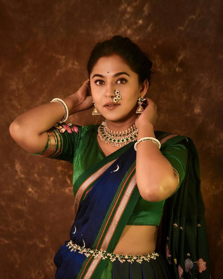 मृण्मयीच्या आगामी चित्रपटांची प्रेक्षक उत्सुकतेने वाट पाहात असतात. (Mrunmayee Deshpande/instagram)