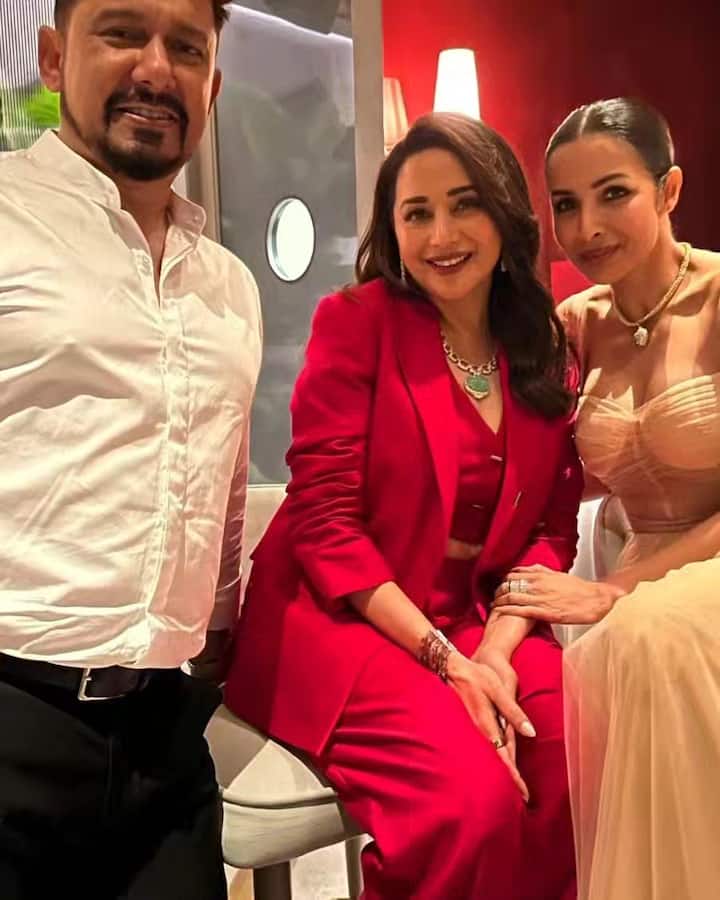 मलाइका और माधुरी ने भी एक साथ काफी मस्ती की जो इस तस्वीर में साफ देखने को मिल रही हैं.