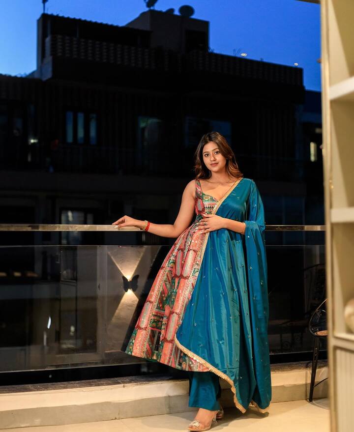 (તમામ તસવીરો અંજલિ ઈન્સ્ટાગ્રામ )