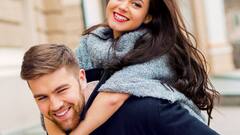 प्यार के रिश्ते की गहराई को समझने के लिए अपनाएं ये स्मार्ट टिप्स