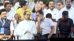 उद्धव ठाकरे-राहुल गांधींच्या भर मंचावर बिनधास्त गप्पा