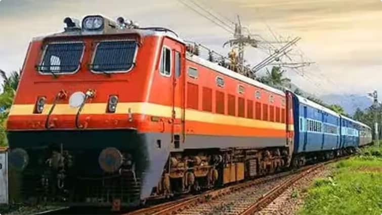 Even if you do not have money, you will get a ticket at this station, Indian Railways started a new system know details Indian Railways : ਪੈਸੇ ਨਾ ਹੋਣ 'ਤੇ ਵੀ ਮਿਲੇਗੀ ਸਟੇਸ਼ਨ ਤੋਂ ਟਿਕਟ, ਭਾਰਤੀ ਰੇਲਵੇ ਨੇ ਸ਼ੁਰੂ ਕੀਤੀ ਨਵੀਂ ਸਕੀਮ