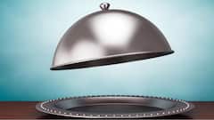 Removing Scratches from Steel: স্টিলের বাসনে আঁকিবুকি! দাগ মেটান সহজেই