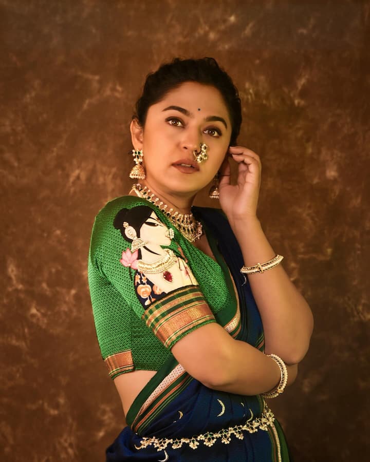 मृण्मयीच्या या फोटोला नेटकऱ्यांची पसंती मिळाली आहे. (Mrunmayee Deshpande/instagram)