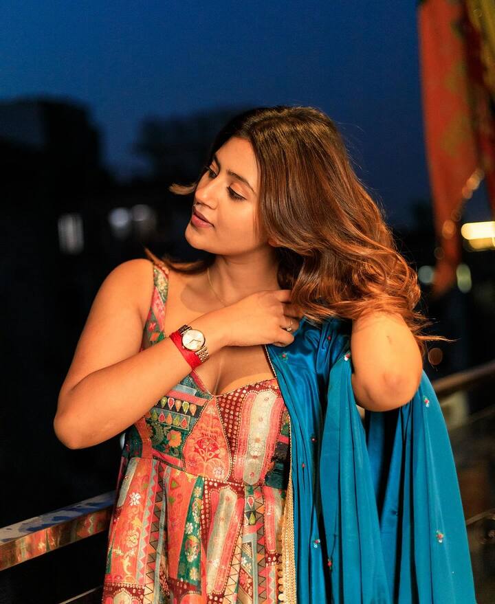 અંજલિ અરોરાના ઈન્સ્ટાગ્રામ પર લાખો ફોલોઅર્સ છે.