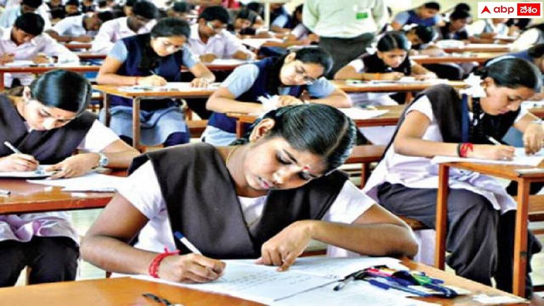 SSC Exams: నేటి నుంచి తెలుగు రాష్ట్రాల్లో పదోతరగతి పరీక్షలు - హాజరుకానున్న 12 లక్షల మందికి పైగా విద్యార్థులు andhra pradesh and telangana SSC Exams 2024 starts from today ie march 18 check exams timetable here SSC Exams: నేటి నుంచి తెలుగు రాష్ట్రాల్లో పదోతరగతి పరీక్షలు - హాజరుకానున్న 12 లక్షల మందికి పైగా విద్యార్థులు