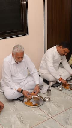 પરસોતમ રૂપાલાએ પંગતમાં બેસી લીધું ભોજન