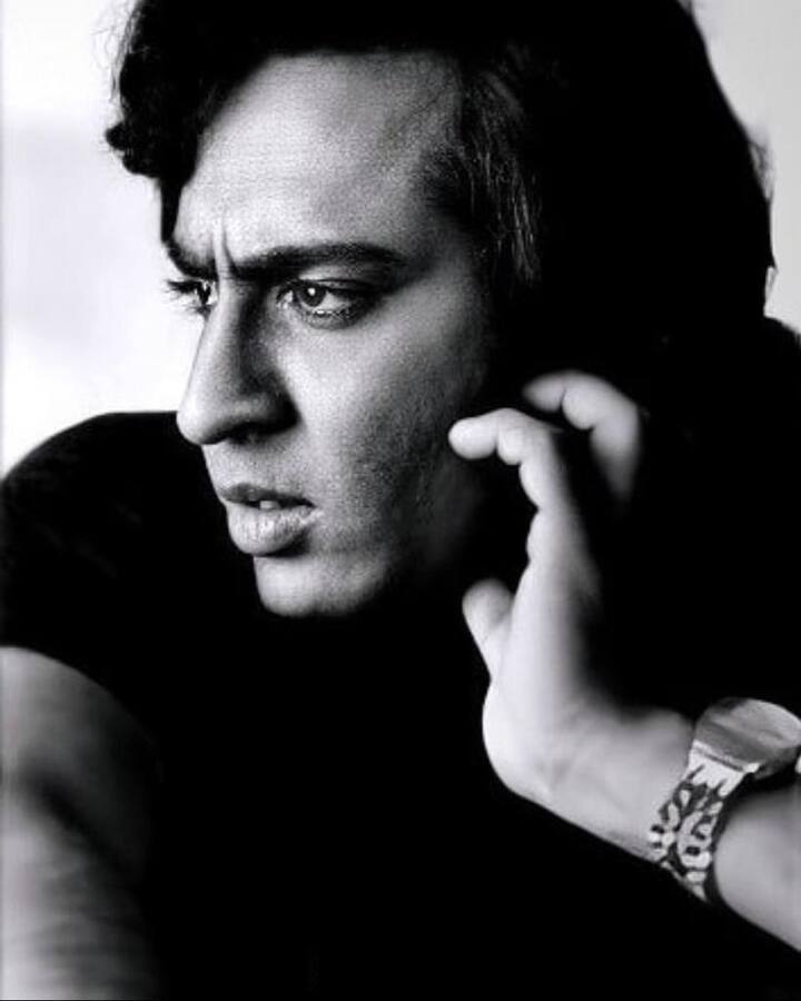 दरअसल हम बात कर रहे हैं 70-80 के दशक की लगभग हर फिल्म में नेगेटिव रोल के जरिए बड़े पर छाने वाले एक्टर रंजीत की. रंजीत उस दौर के उन सितारों में से एक थे. तो विलेन बनकर भी पर्दे पर छा जाते थे.