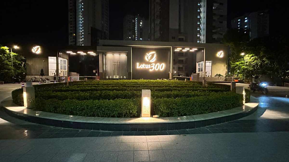 Problems For Lotus Society Residents Mount, Noida Authority To Challenge HC Order Asking It To Register Flats
