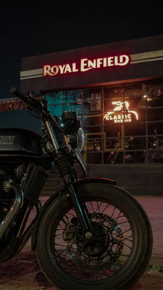 Showroom Earning : शोरूमवाल्यांना एका मोटरसायकलमागे किती कमाई होते ?