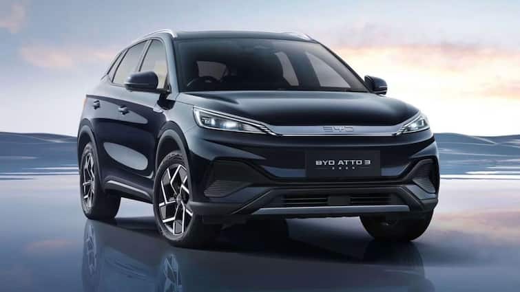 Tesla Trails BYD As Chinese EV Giant Tops Global Sales Charts In 2025