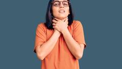 सुबह उठते ही गले में होती है खराश और खिचखिच की समस्या तो इन ट्रिक्स को करें फॉलो