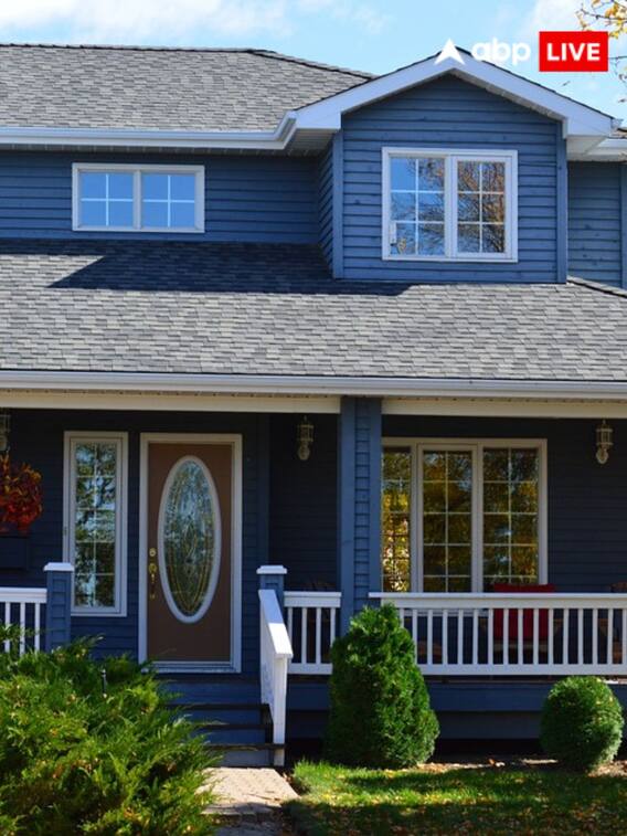 Vastu Tips: घर की छत पर भूलकर भी ना रखें ये 5 चीजें