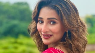 Sayantika Banerjee: ভোটযুদ্ধের টিকিট না পেয়ে 'অভিমানী', এবার কি বিয়ের পিঁড়িতে সায়ন্তিকা?
