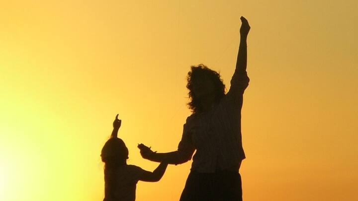 বাইশ সালের পরিসংখ্যান বলছে, ওই দেশে প্রজননের হার ছিল ০.৭৮।