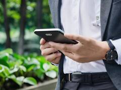 नेटफ्लिक्स के साथ ही फ्री में देखना चाहते हैं ये OTT प्लेटफॉर्म? इस सस्ते रिचार्ज में मिलेंगे तगड़े ऑफर्स