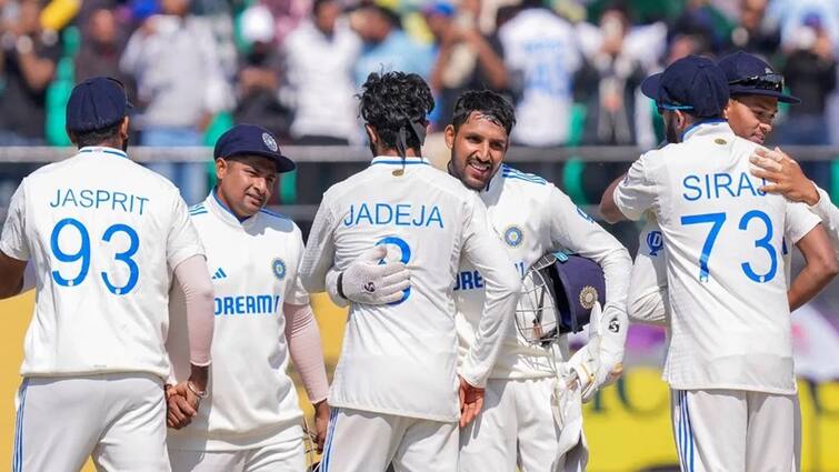 Indian Team:  Sarfaraz Khan, Dhruv Jurel get central contracts after meeting BCCI criteria Indian Team: ધ્રુવ જુરેલ અને  સરફરાઝ ખાનને મળશે એક કરોડ રૂપિયા, IPL 2024 અગાઉ BCCIએ આપ્યું ઇનામ