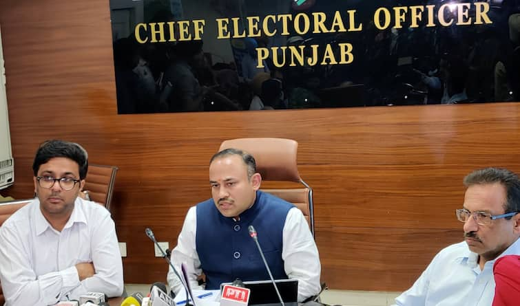 Punjab CEOs Press Conference: Sibin C expresses commitment to ensure free and fair elections Lok Sabha: ਪੰਜਾਬ 'ਚ ਇਸ ਵਾਰ ਹੋਵੇਗੀ ਜ਼ਿਆਦਾ ਸਖ਼ਤੀ, ਸਾਰੇ ਪੋਲਿੰਗ ਸਟੇਸ਼ਨ ਦੀ ਵੈੱਬ ਕਾਸਟਿੰਗ