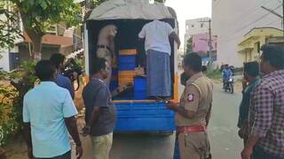 மதுரையில் அதிமுக நிர்வாகி காரில் இருந்து ரூ. 3 லட்சம் பறிமுதல்