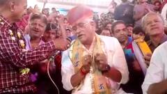 In Pics: जोधपुर के गंगश्याम मंदिर में होली की धूम, परिवार संग गजेंद्र सिंह शेखावत भी पहुंचे, देखें तस्वीरें