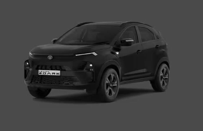 ਟਾਟਾ ਨੇ ਸਾਲ 2024 ਵਿੱਚ ਆਪਣੇ ਵਾਹਨਾਂ ਦਾ ਡਾਰਕ ਐਡੀਸ਼ਨ ਲਾਂਚ ਕੀਤਾ ਸੀ। Tata Nexon ਡਾਰਕ ਐਡੀਸ਼ਨ ਦੀ ਐਕਸ-ਸ਼ੋਰੂਮ ਕੀਮਤ 8.14 ਲੱਖ ਰੁਪਏ ਤੋਂ ਸ਼ੁਰੂ ਹੁੰਦੀ ਹੈ। ਇਸ ਕਾਰ 'ਚ 26.03 ਸੈਂਟੀਮੀਟਰ ਦਾ ਫਲੋਟਿੰਗ ਇੰਫੋਟੇਨਮੈਂਟ ਸਿਸਟਮ ਵੀ ਹੈ।