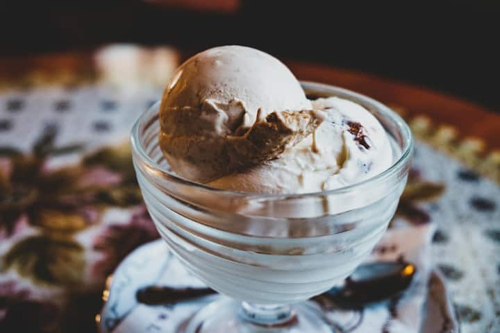 If someone is already a patient of high blood pressure, then he should reduce the intake of ice cream, otherwise the problem may increase manifold.  (Photo credit: Pexel.com)