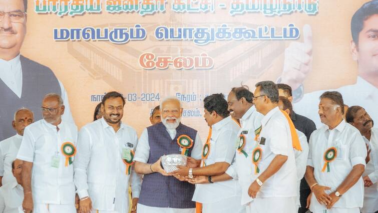 This is what L. Murugan, Annamalai, Kushbpoo and Sarathkumar spoke at the BJP general meeting. BJP Meeting: பிரம்மாண்ட பாஜக பொதுக்கூட்டம்: பிரபலங்கள் பேசியது இதுதான்!