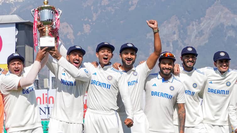BCCI central contracts sarfaraz khan dhruv jurel central contracts shreyas iyer ishan kishan ignored Sarfaraz, Jurel Get Central Contracts; Ranji Matches Unlikely To Be Held In North In Dec-Jan
