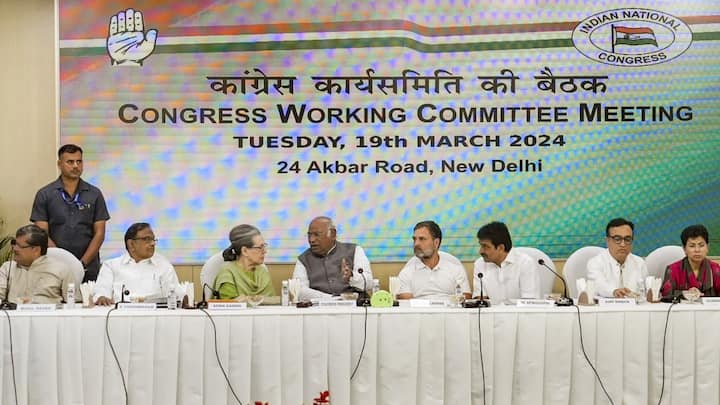 Congress Manifesto 2024 Lok Sabha Election Rahul Gandhi Mallikarjun Kharge Congress Manifesto For Lok Sabha Polls Promises 25 Guarantees For Farmers, Women, Youth