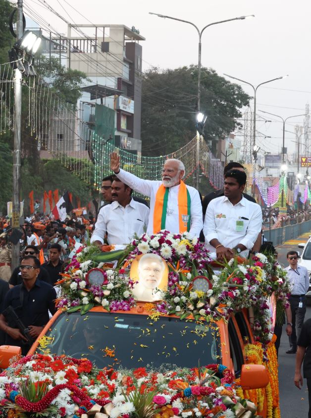 ભાજપના પ્રદેશ મહાસચિવ 'ઓડિટર' વી રમેશને યાદ કરીને ભાવુક બનીને તેમણે પોતાનું ભાષણ બંધ કરી દીધું હતું