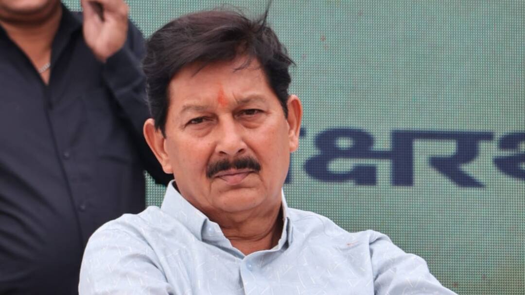 Lok Sabha Election 2004: बीजेपी विधायक रमेश मेंदोला का कांग्रेस नेता केके मिश्रा पर तंज, 'भगवान करे उनका अंहकार...' MP Lok Sabha Election 2024 BJP MLA Ramesh Mendola challenge Congress Rahul Gandhi contest from Indore ann Lok Sabha Election 2004: बीजेपी विधायक रमेश मेंदोला का कांग्रेस नेता केके मिश्रा पर तंज, 'भगवान करे उनका अंहकार...'