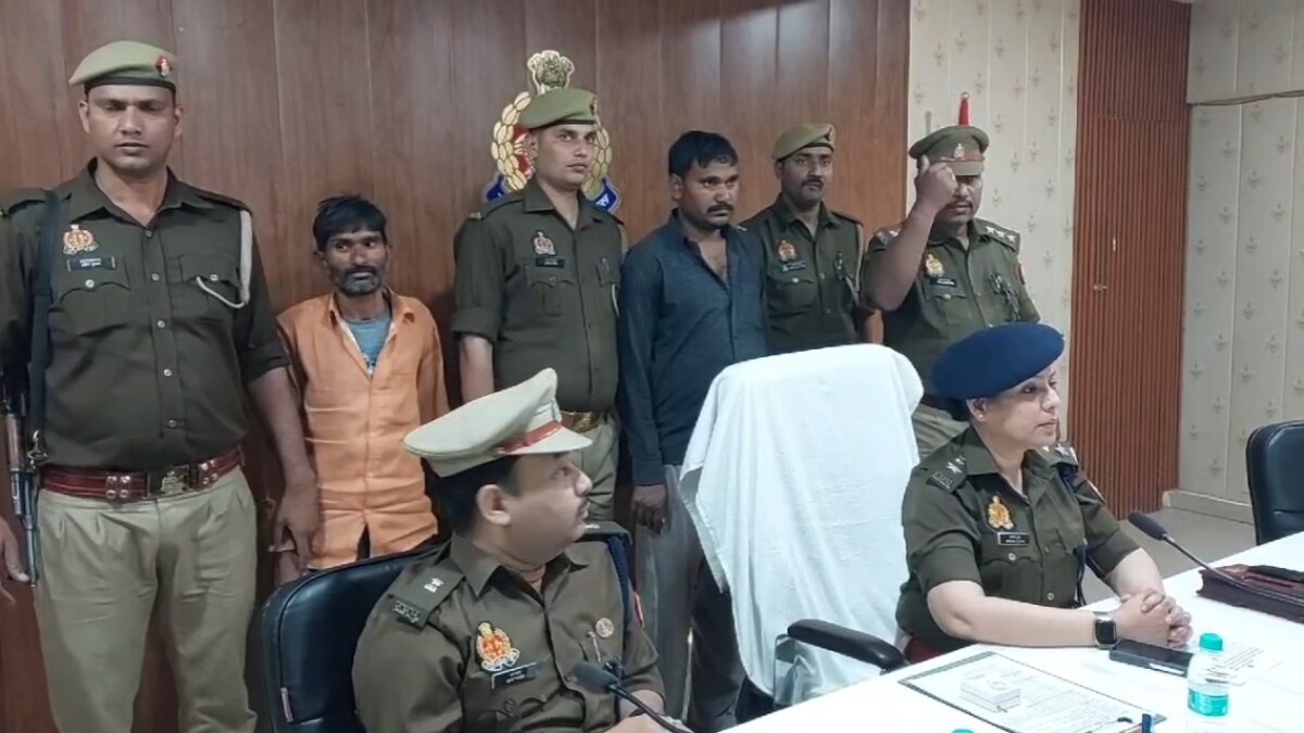 Mahoba Crime: झोपड़ी में चल रही थी अवैध हथियार फैक्ट्री, पुलिस ने किया भंडाफोड़, दो आरोपी गिरफ्तार